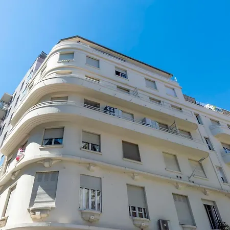 Apartment Charmant A 2 Pas De La Plage Nizza